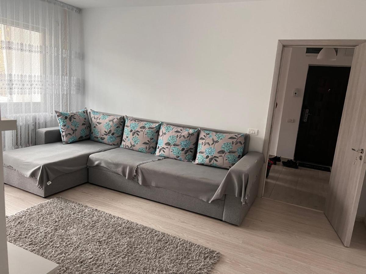 Apartament 2 Camere Aproape De Spitalul Obregia Si Bagdasar Nu Ofer Factura Bukarest Eksteriør billede