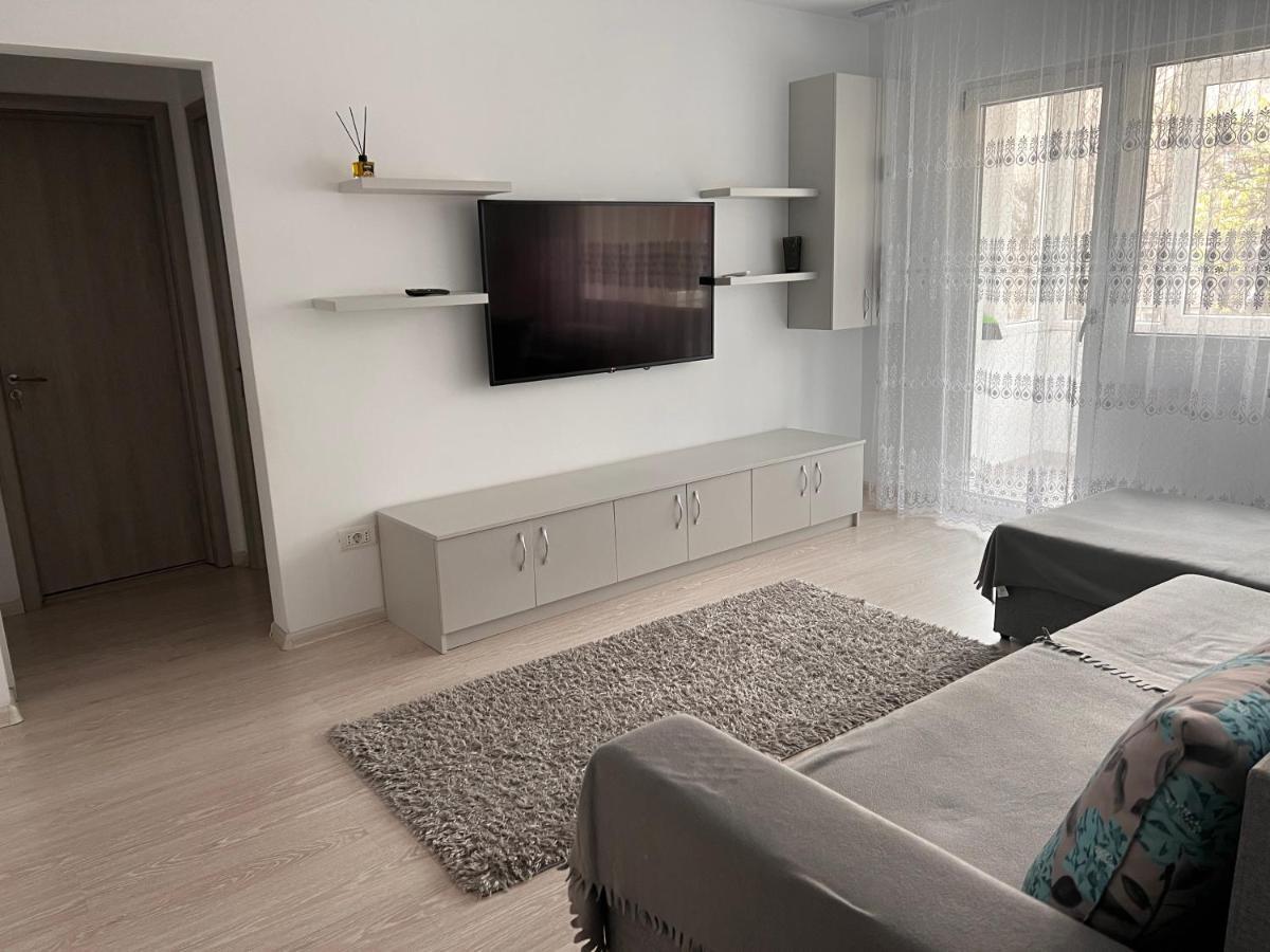 Apartament 2 Camere Aproape De Spitalul Obregia Si Bagdasar Nu Ofer Factura Bukarest Eksteriør billede
